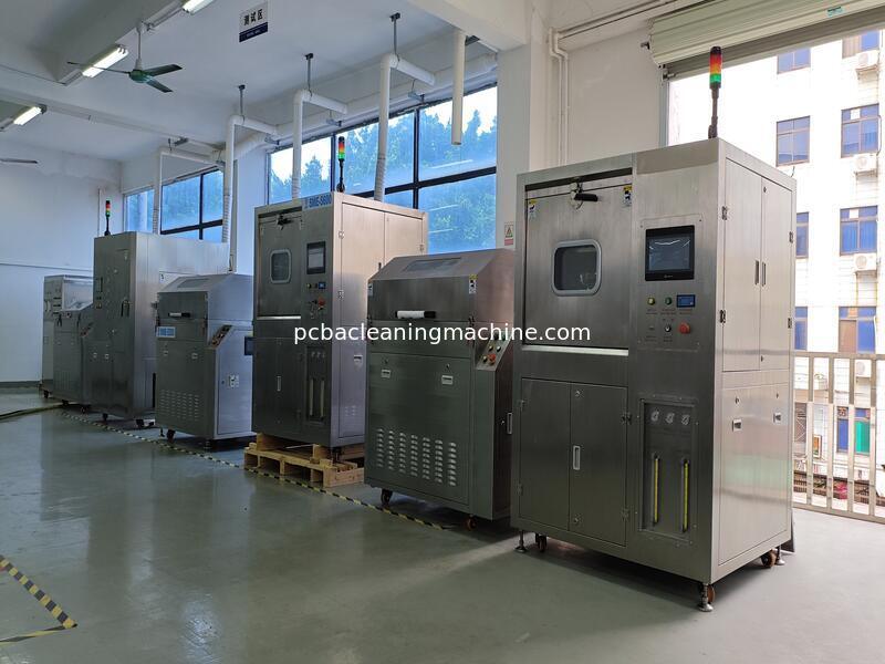 دستگاه تمیز کردن پالت با کنترل خودکار PLC با ظرفیت مخزن مایع 80L و زمان خشک شدن 5 تا 15 دقیقه مناسب برای انواع مختلف پالت